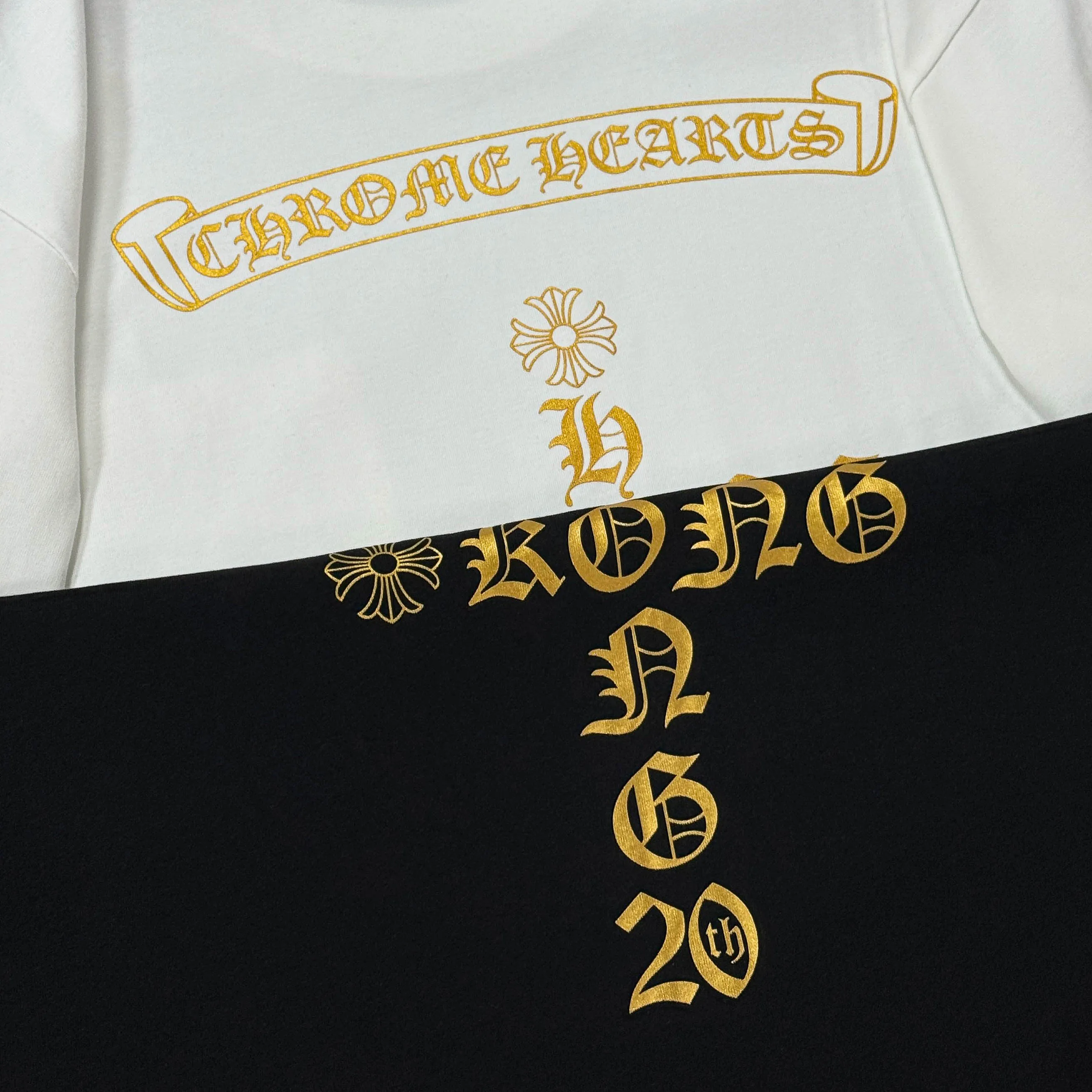 P170 Chrome Hearts 25 high version fabrics made of 300 grams of high-density cotton, no deformation, no shrinkage, complete with three labels, same style for men and women Process: imported hot stamping Color: white black SIZE: S-XL